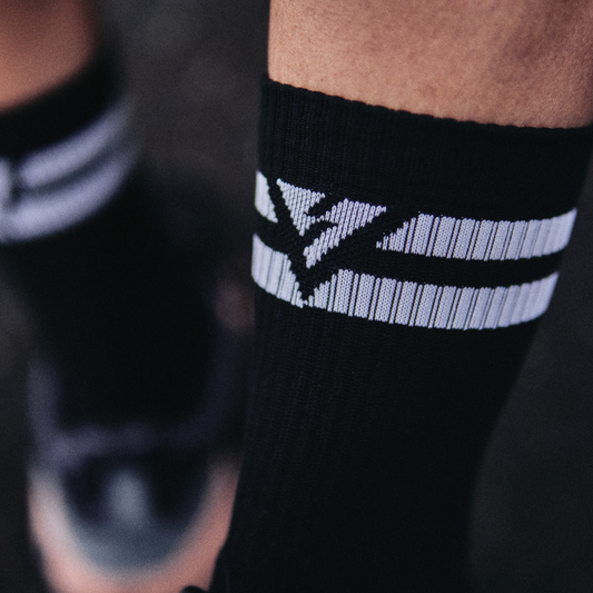 Astro Negras Blancas Cortas