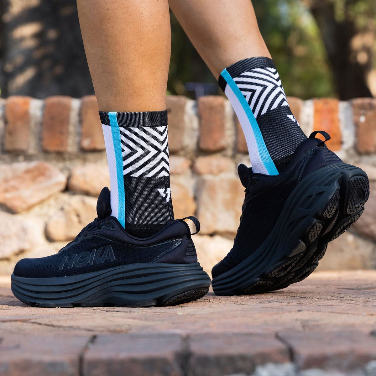 Calcetas deportivas antiampollas VEROZ Mercurio Blancas Negras cortas de 13 cm