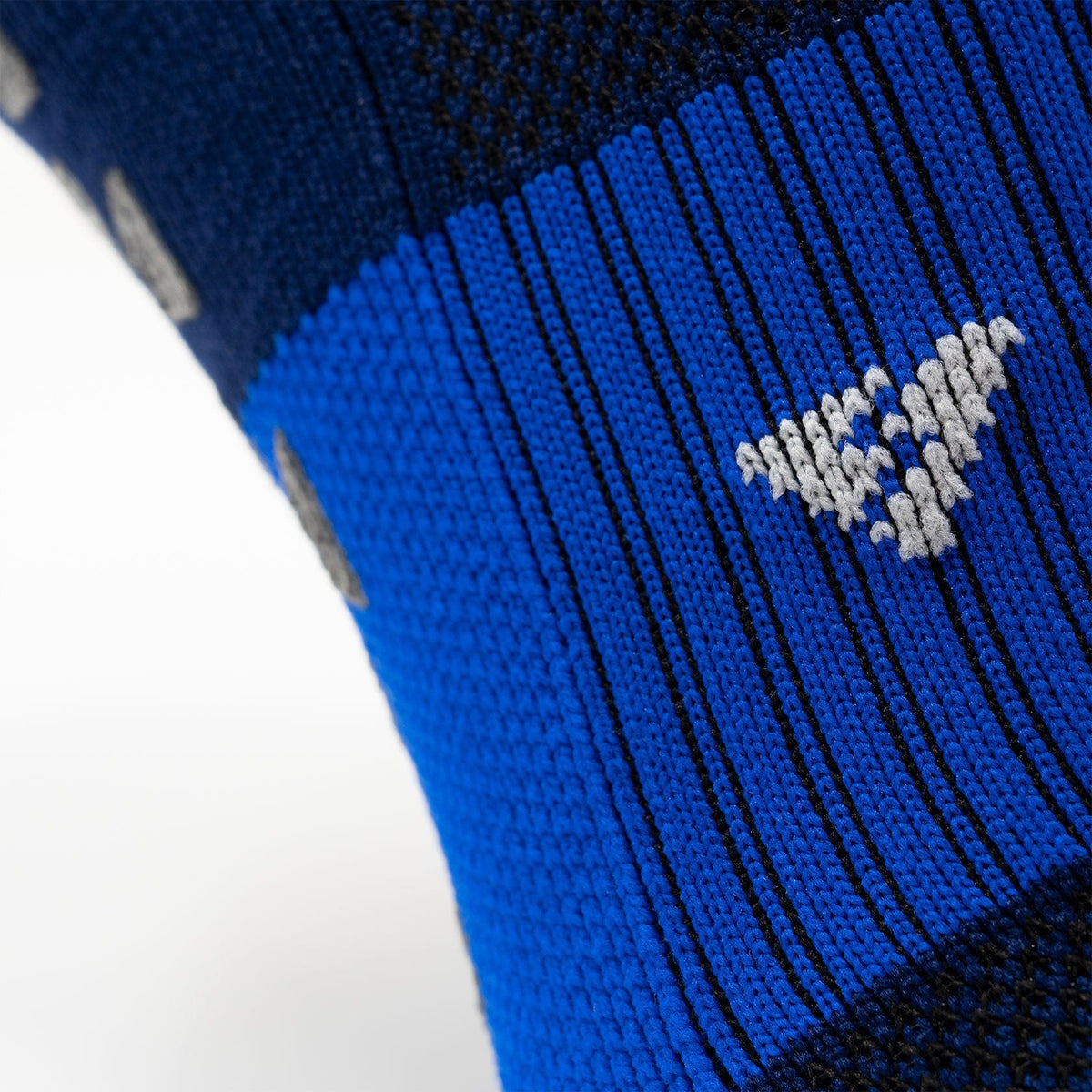 Calcetas deportivas antiderrapantes VEROZ Nova Azules de 13 cm con suela de agarre