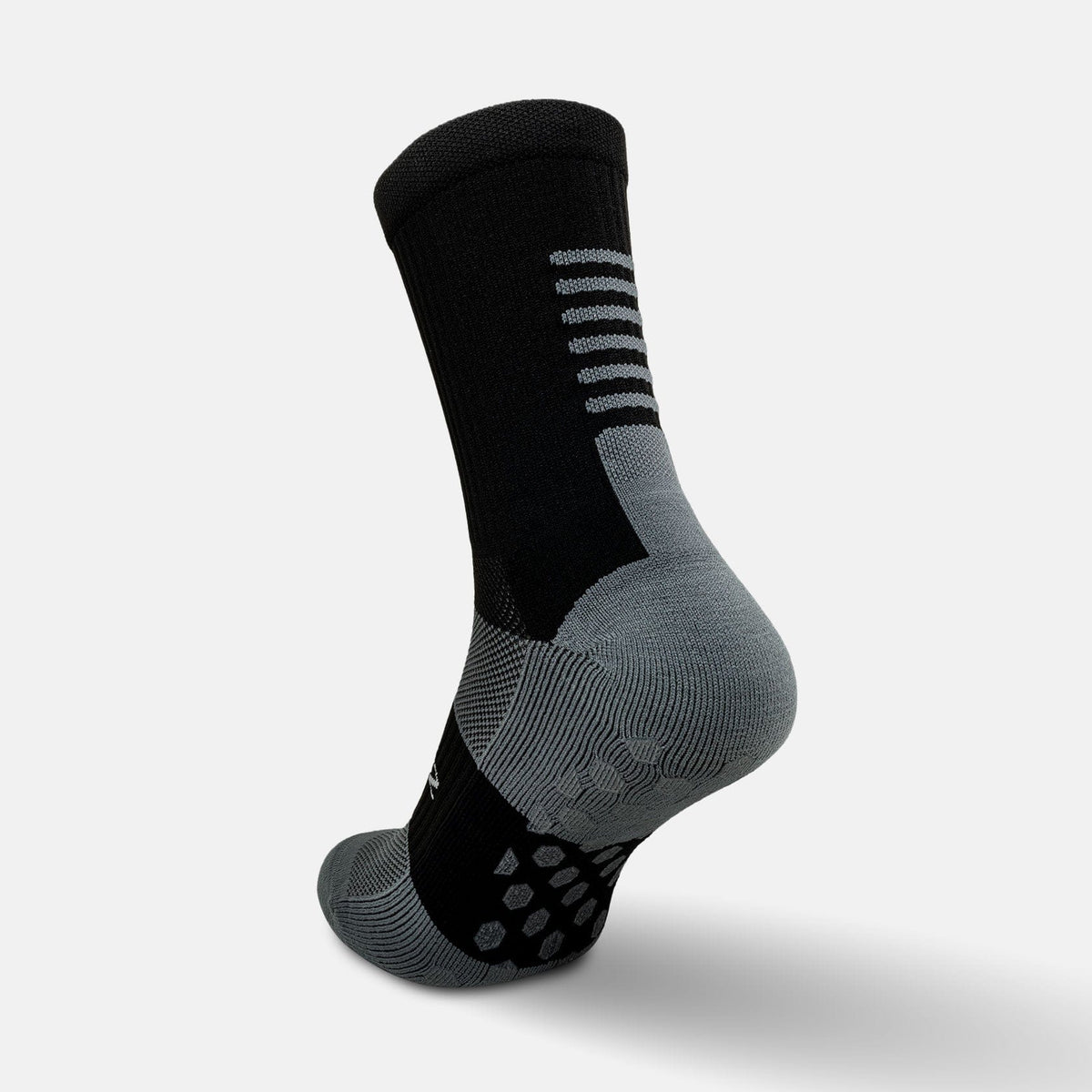 Calcetas deportivas antiderrapantes VEROZ Nova Negras de 13 cm con suela de agarre