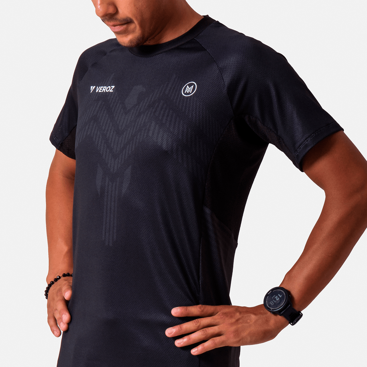 Jersey deportivo Águila MX Negra, colaboración VEROZ x MOVVA