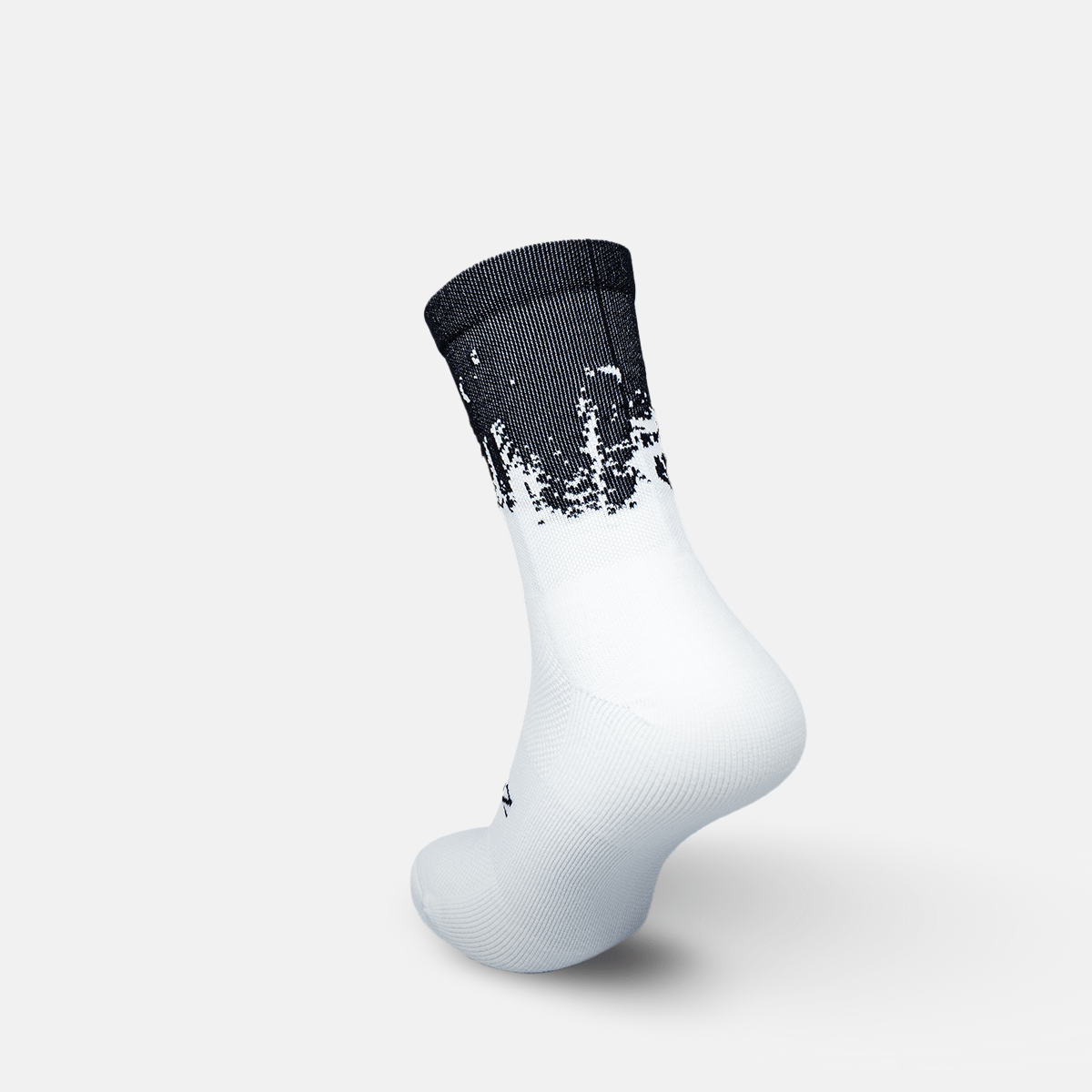 Calcetas deportivas antiampollas VEROZ Neptuno Blancas Negras cortas de 13 cm